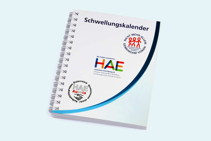 kalender_auf_blauen_hintergrund